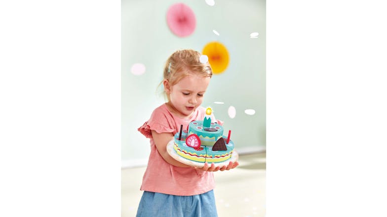 Hape Interactive Toy Birthday Cake