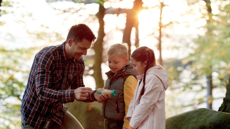 Hape "Nature Fun" Hand-Powered Bamboo Torch