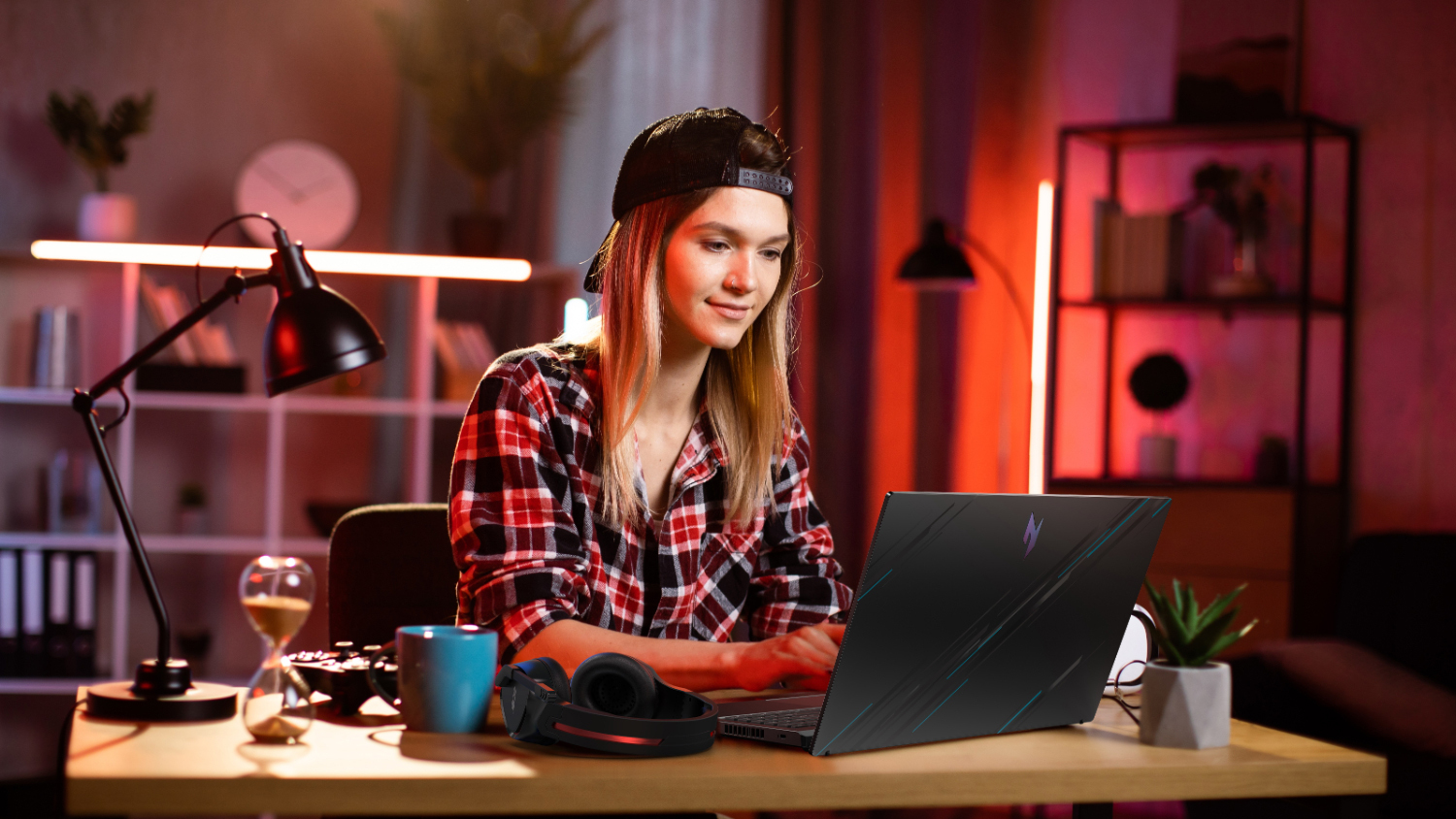 Acer Nitro V 15.6" Gaming Laptop - Intel Core i9 32GB-RAM 1TB-SSD NVIDIA GeForce RTX 4060 8GB Graphics (NH.QQESA.004)