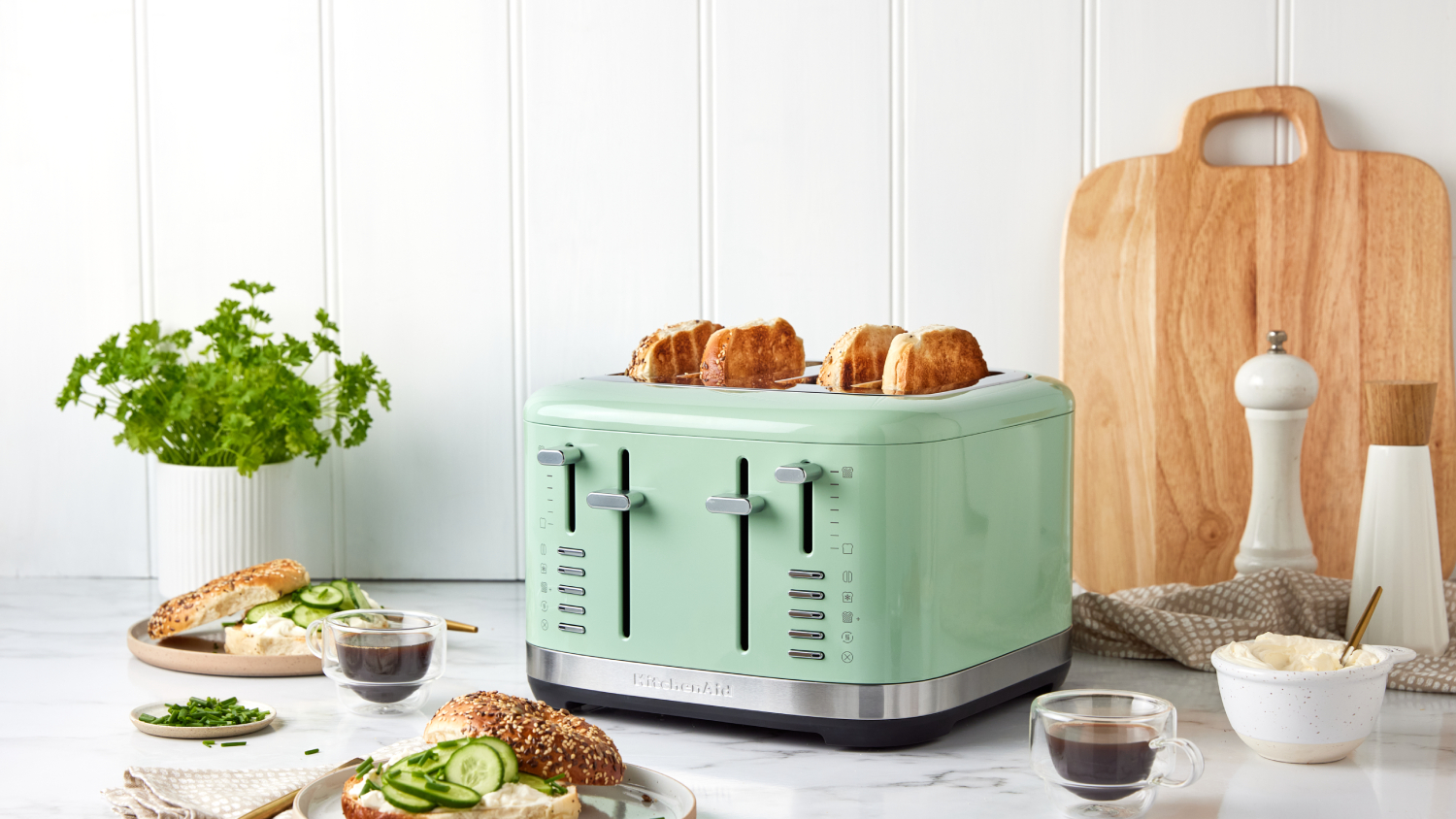 KitchenAid 4 Slice Toaster - Pistachio (5KMT4109APT)