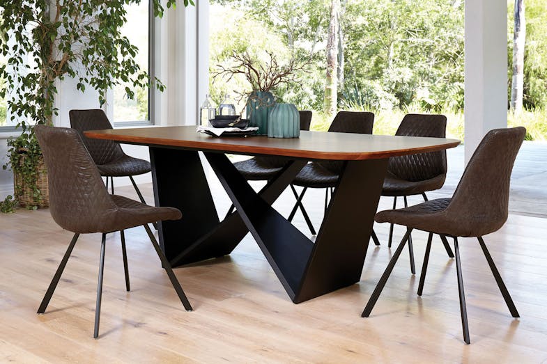 Grado Dining Table