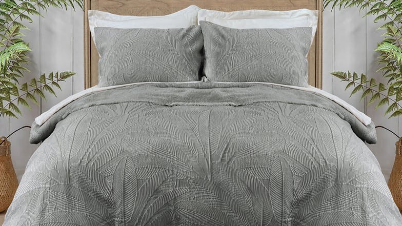 Cocomo 3 Piece Graphite Comforter Set