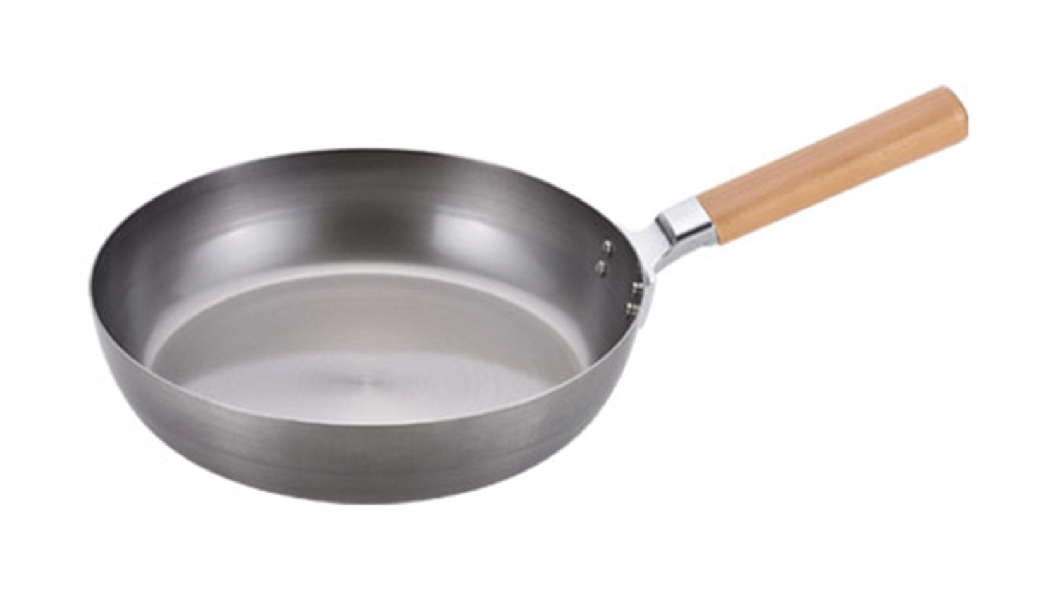 Chitose Blue Steel Iron Premium Frying Pan 26cm with Wooden Handle
