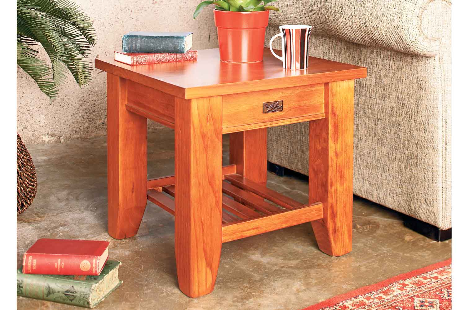 Ferngrove Lamp Table with Rack