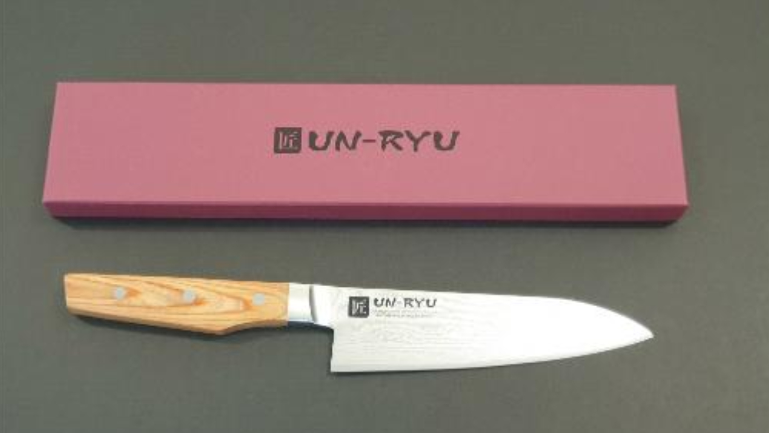 Shimomura "Unryu" Damascus Santoku Chef's Knife 16cm