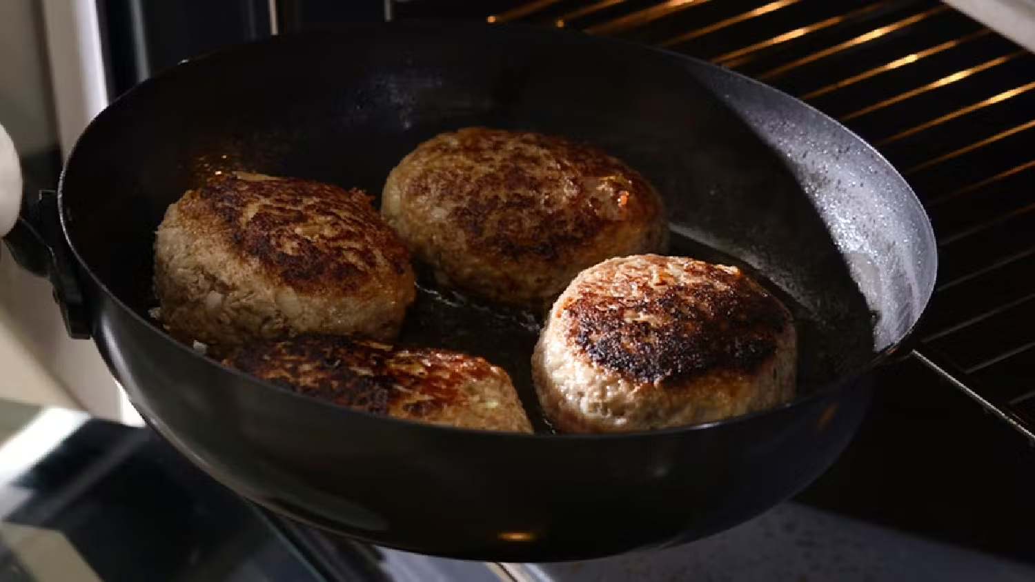 Tojiro la base Blue Steel Deep Round Paella Pan 30cm