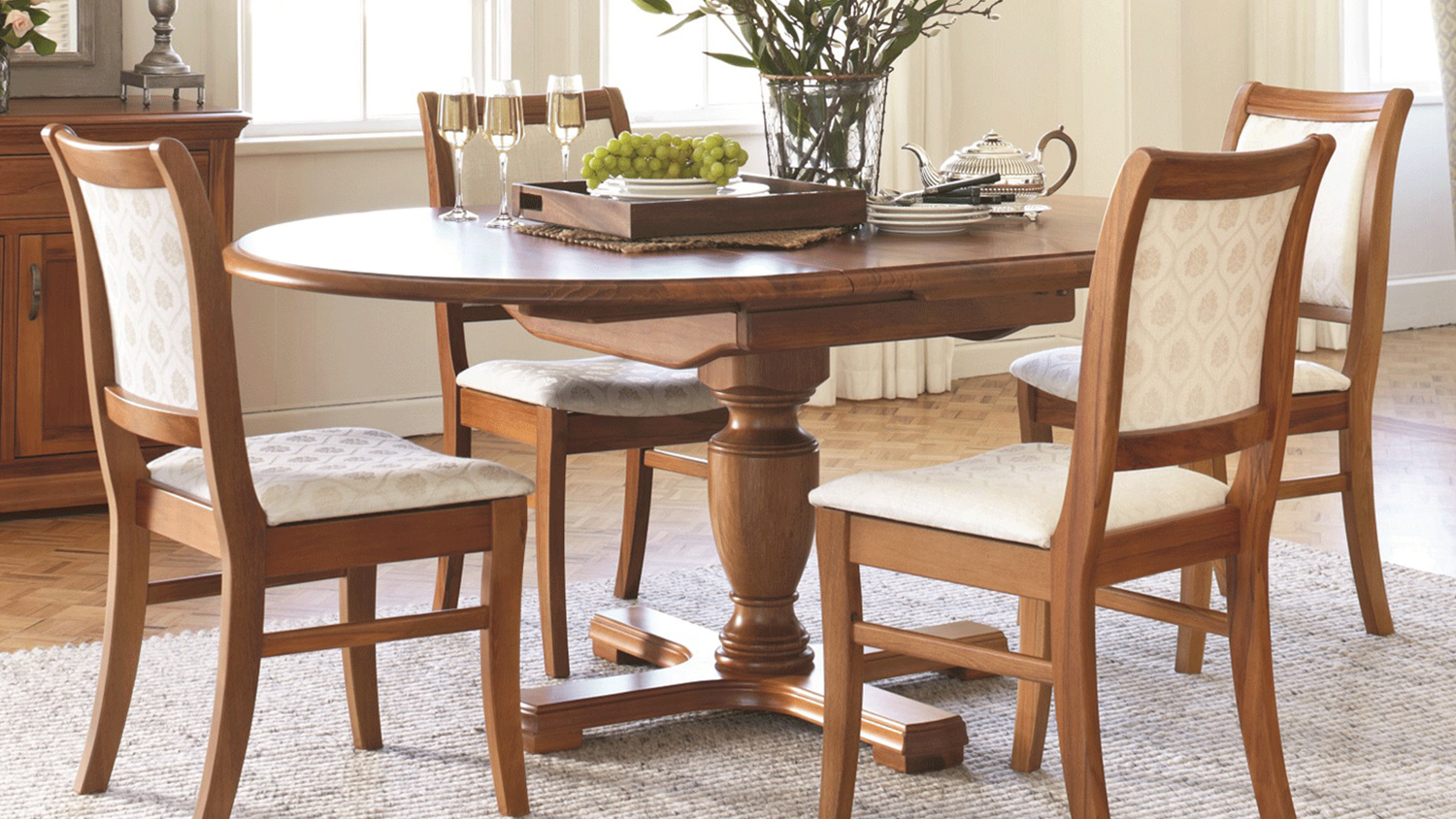 Opera 5 Piece Dining Suite