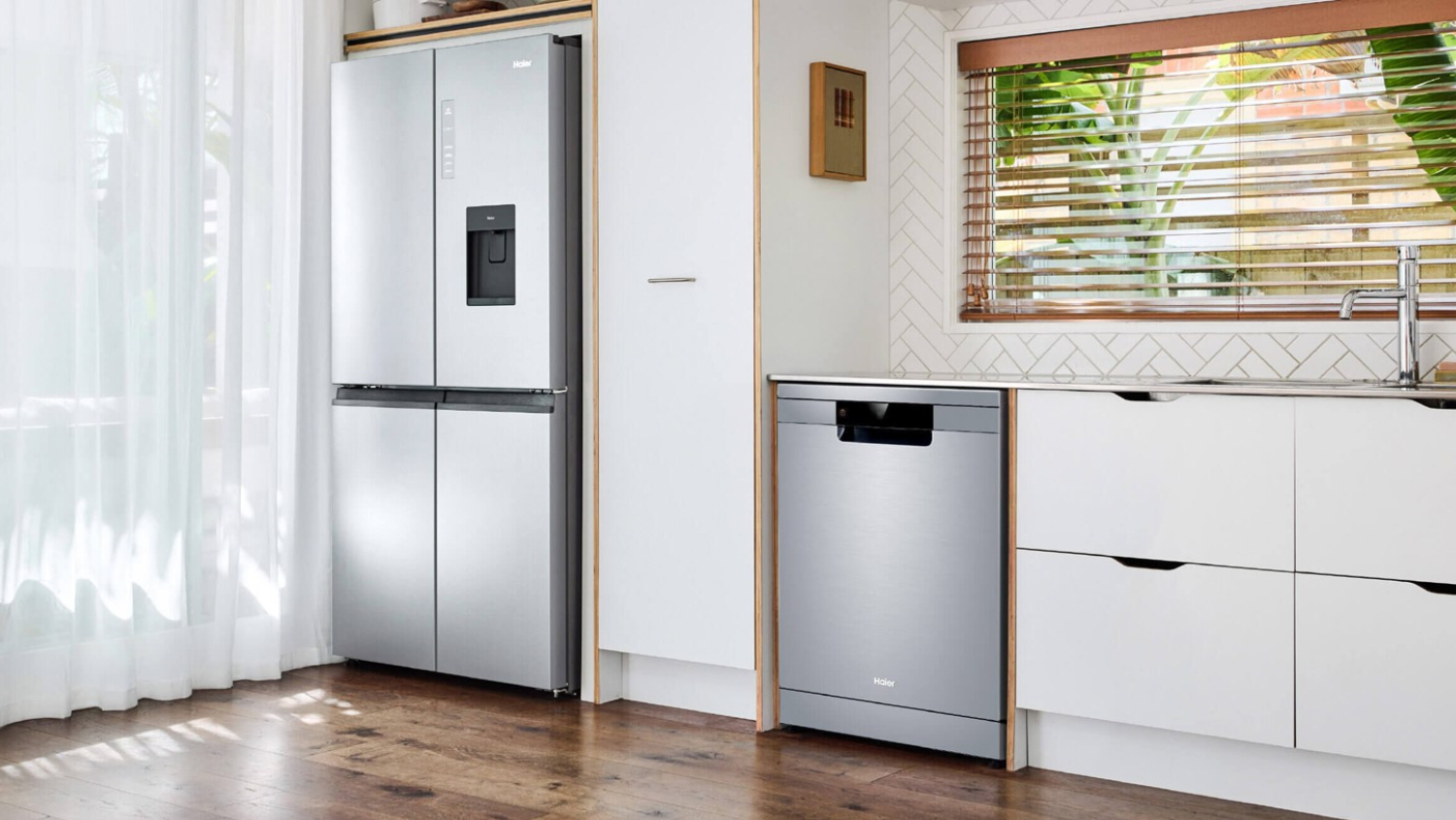 Haier 15 Place Setting Freestanding Dishwasher - Satina (HDW15F1S1)