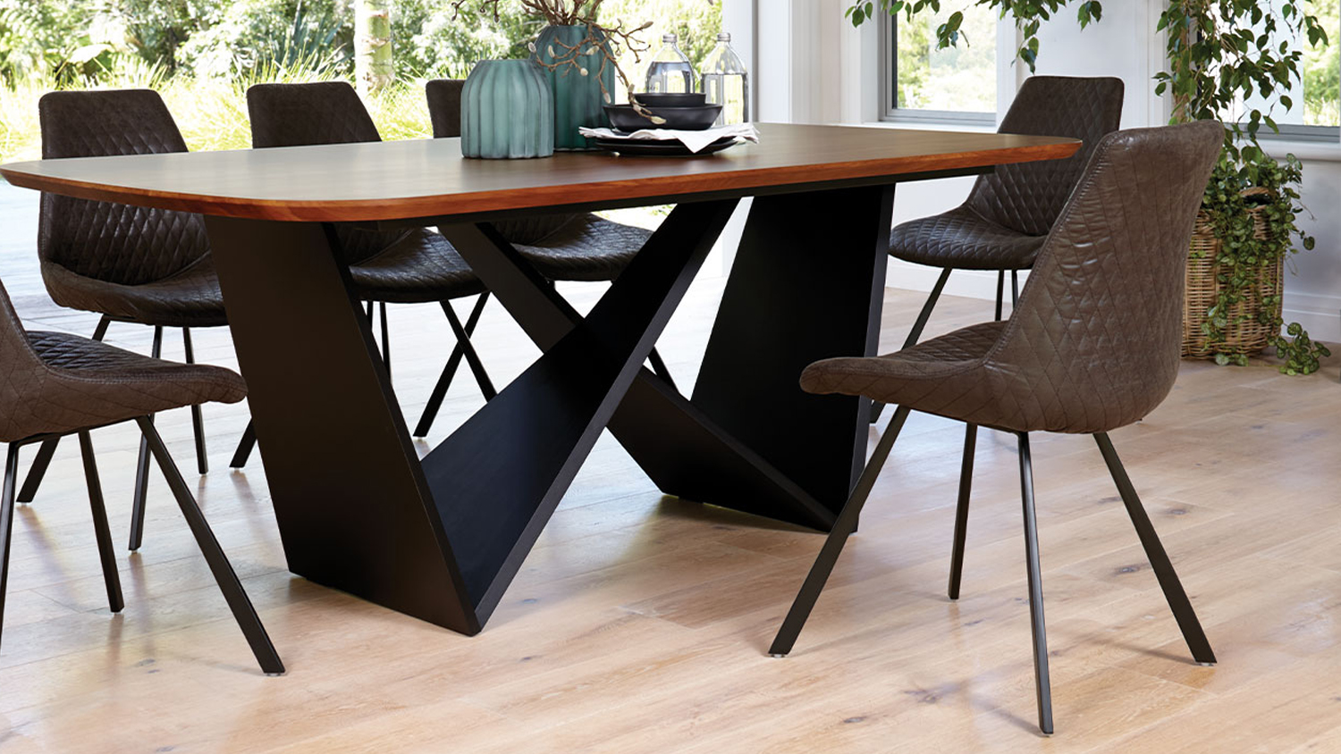 Grado 7 Piece Dining Suite