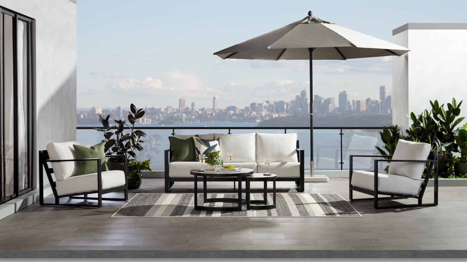 Atlas 5 Piece Outdoor Lounge Suite