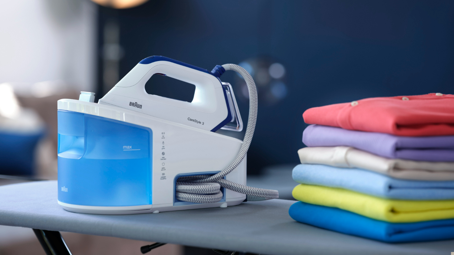 Braun CareStyle 3 Pro Steam Generator Iron - White/Blue (IS 3157)