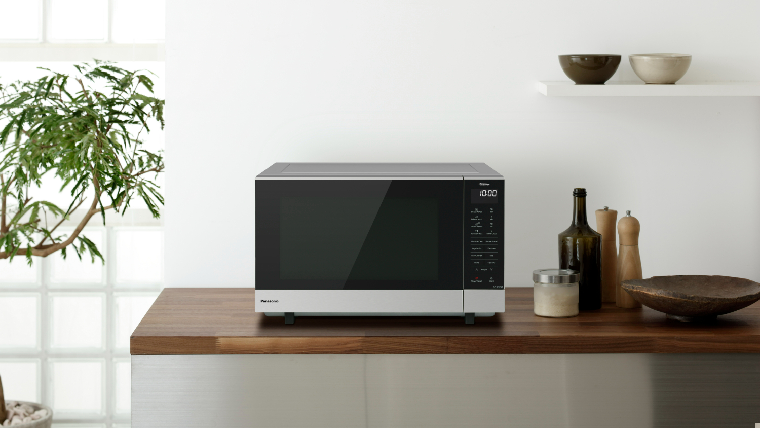 Panasonic 27L Flatbed Inverter 1000W Microwave - Silver (NN-SF57QSQPQ)