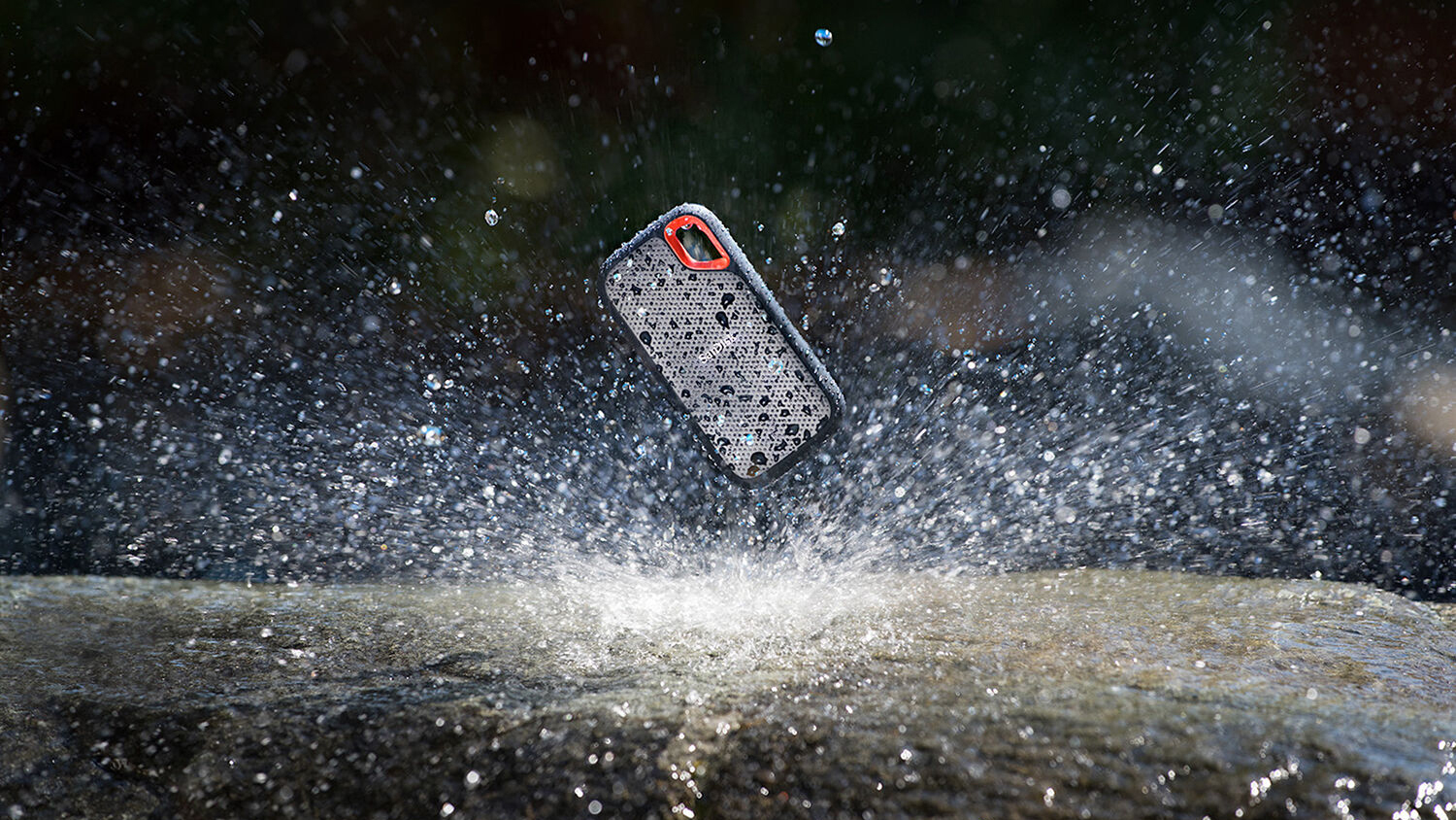 SanDisk Extreme USB 3.2 Portable SSD with USB-C Connector - 2TB (Black)