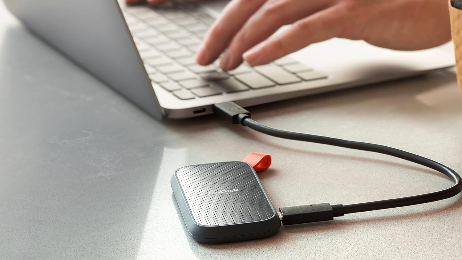 SanDisk SDSSDE30 USB 3.2 Portable SSD with USB-C Connector - 1TB (Black/Red)