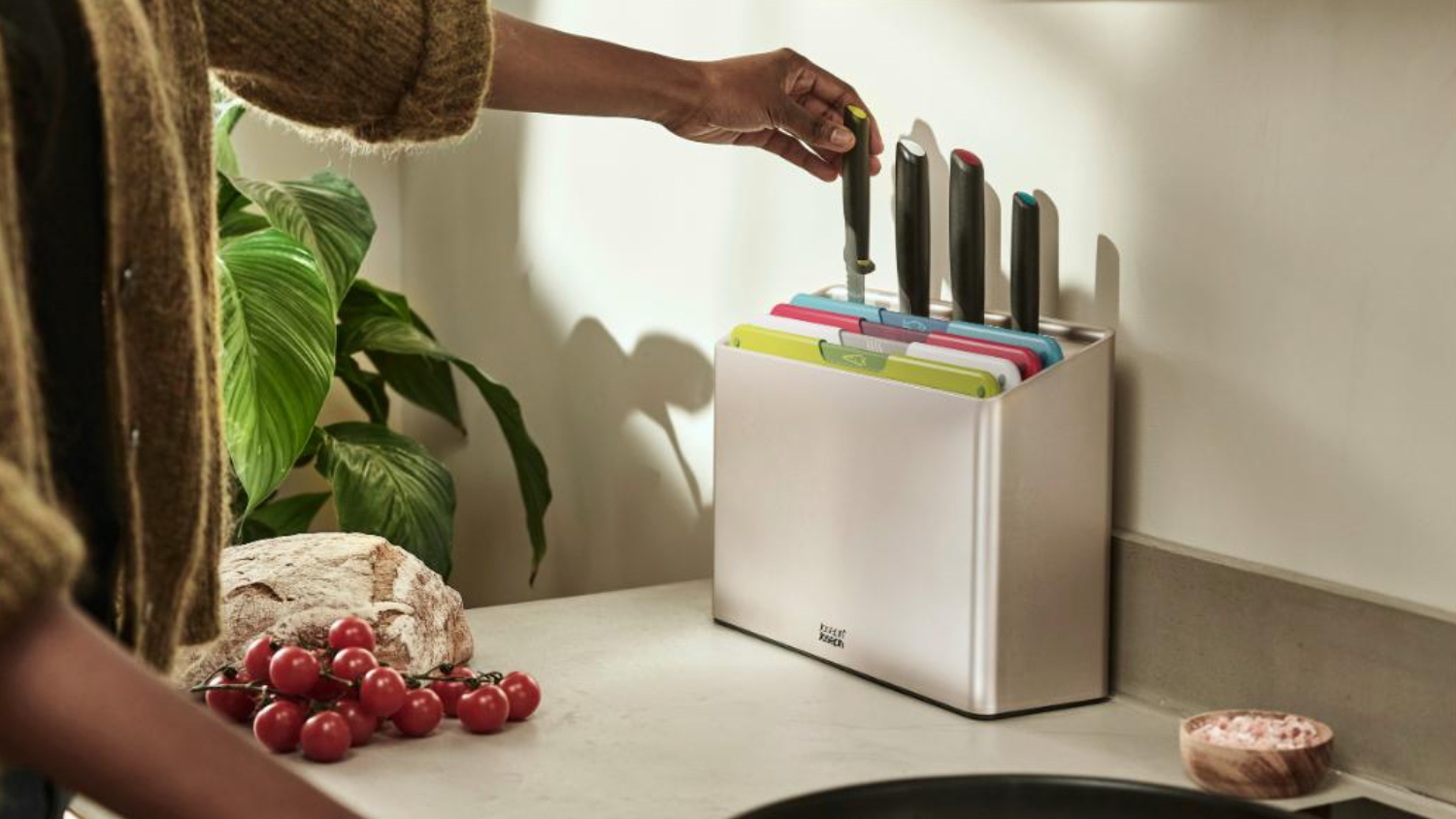 Joseph Joseph Stainless Steel Chopping Board Folio with Stainless Steel Knife Set 4pcs. - Colour-Coded