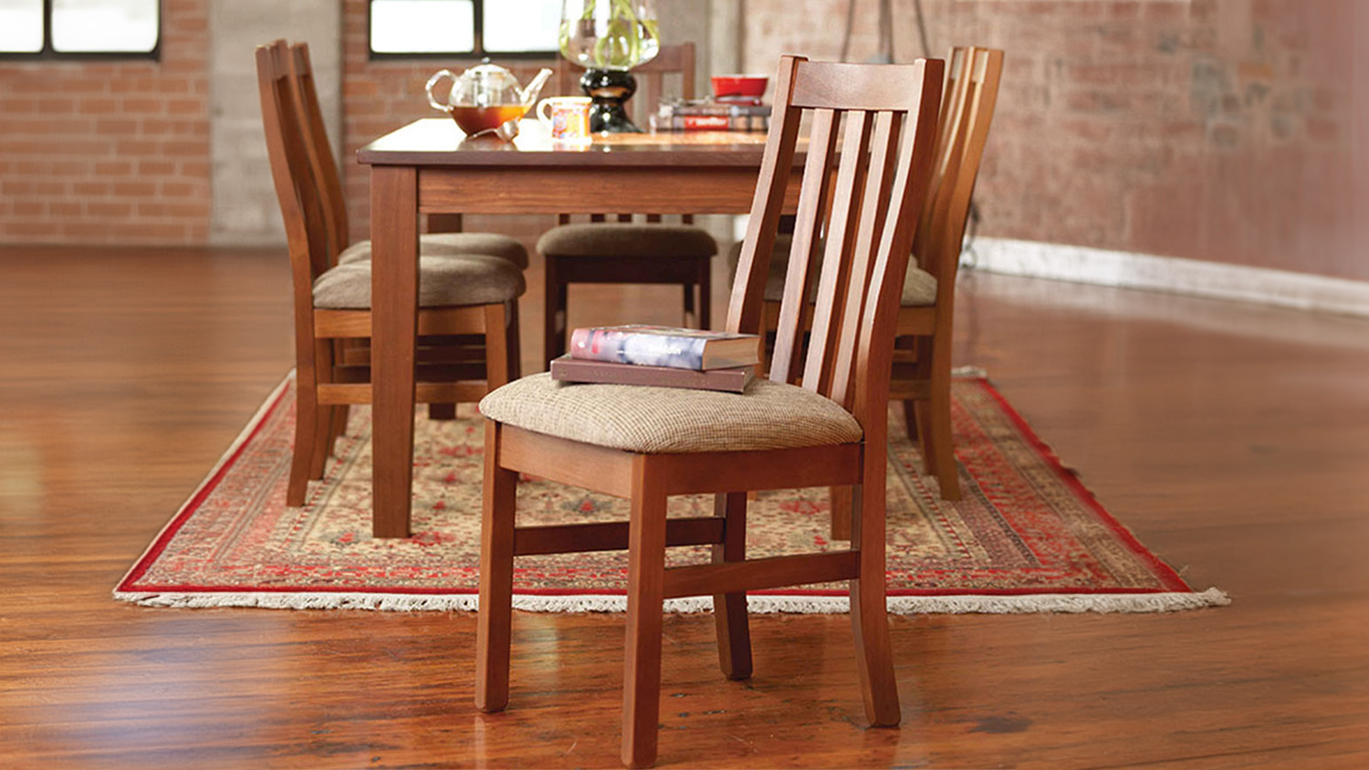 Ferngrove Dining Chair