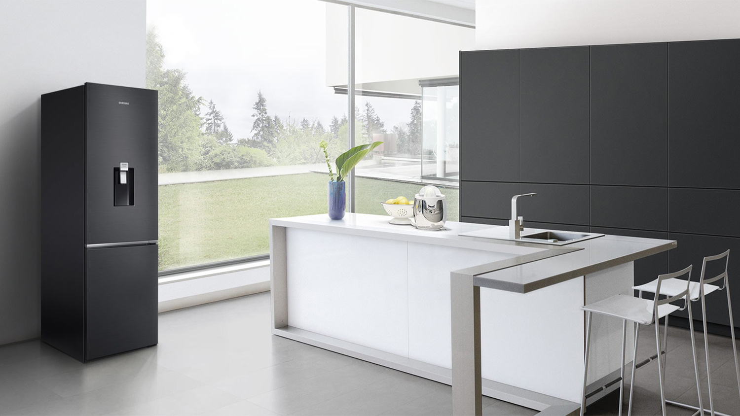 Samsung 307L Bottom Mount Fridge Freezer with Water Dispenser - Black (RB30N4160B1/SA)