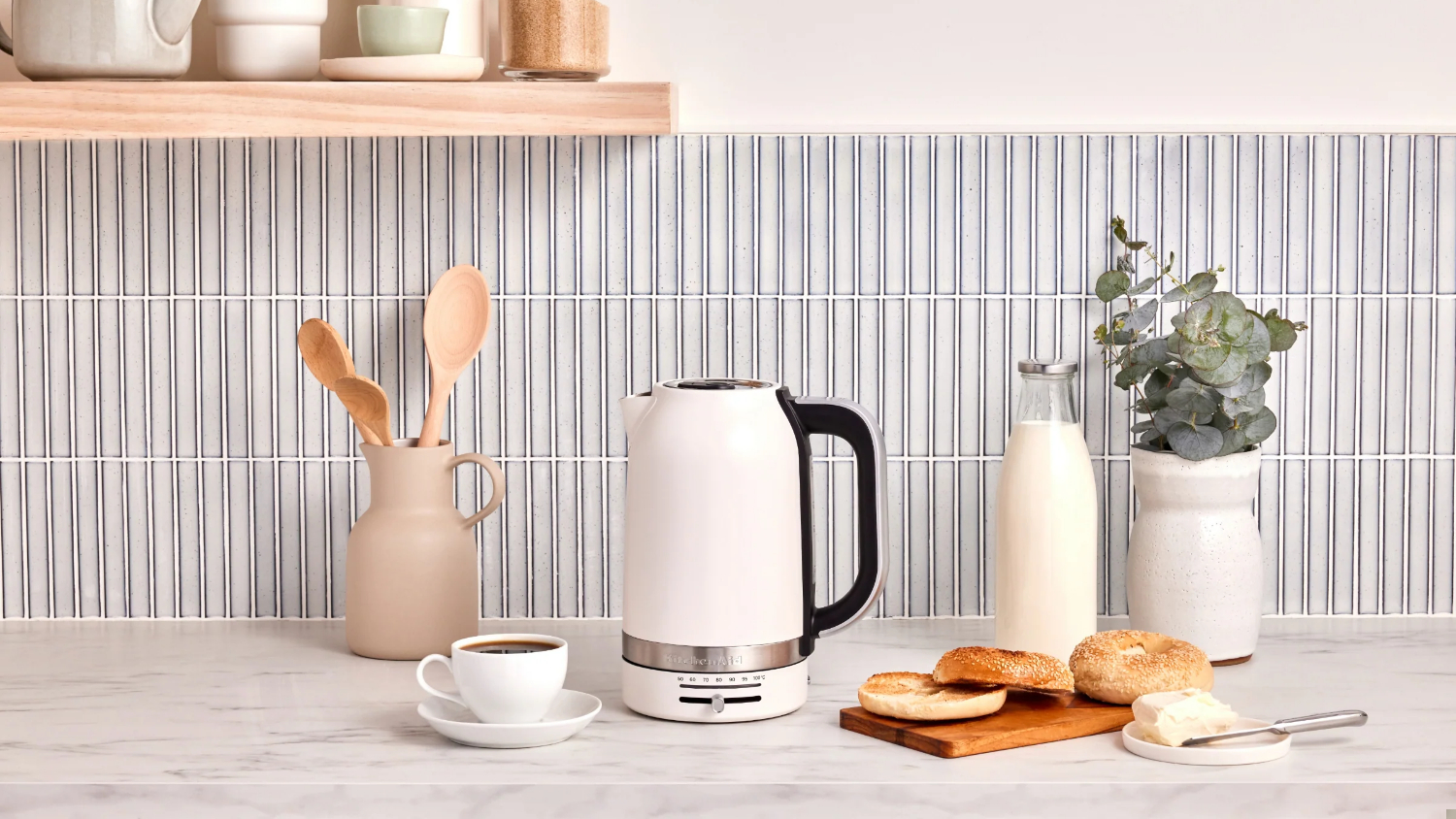 KitchenAid 1.7L Variable Temperature Kettle - Porcelain (5KEK1701APL)