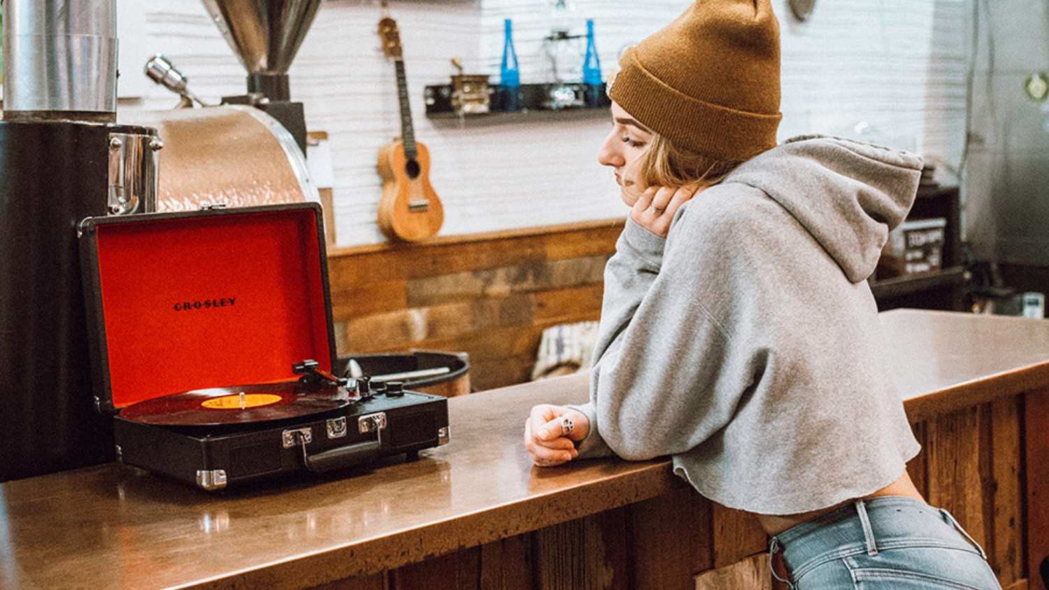 Crosley Cruiser Bluetooth Turntable with Storage Stand - Black