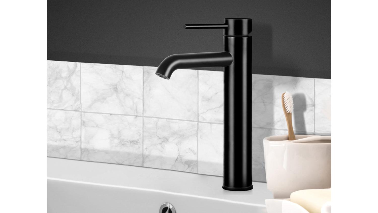 TSB Living Modern Mixer Tap with Engraved Hot & Cold Indicators 32 x 14cm - Black