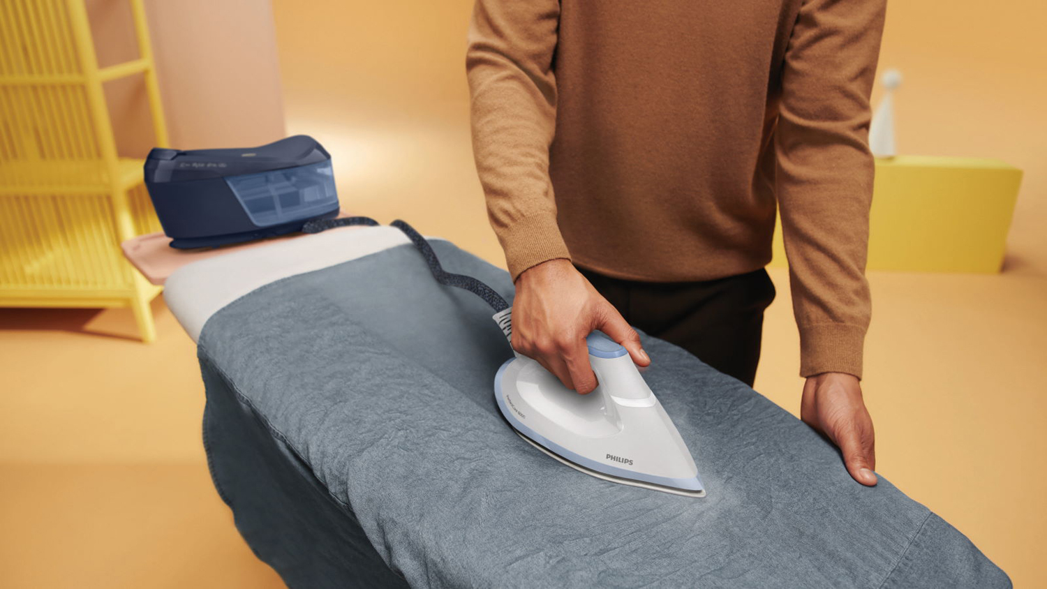 Philips PerfectCare 6000 Series Steam Generator Iron - White/Blue (PSG6026/20)