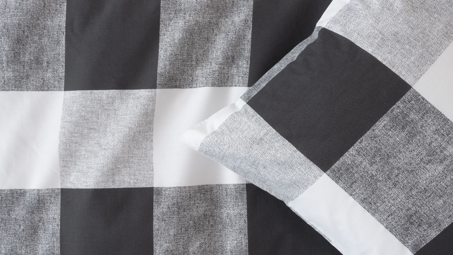 Alec Carbon Duvet Cover Set by Nu Edition