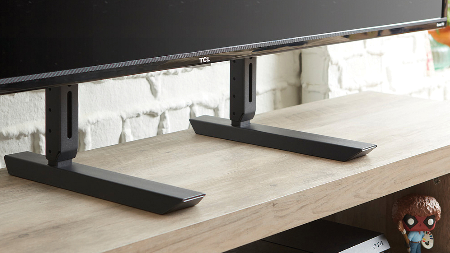 Standard AV Support Legs for 32" to 77" TV - Black (SAVTVF1-B2)