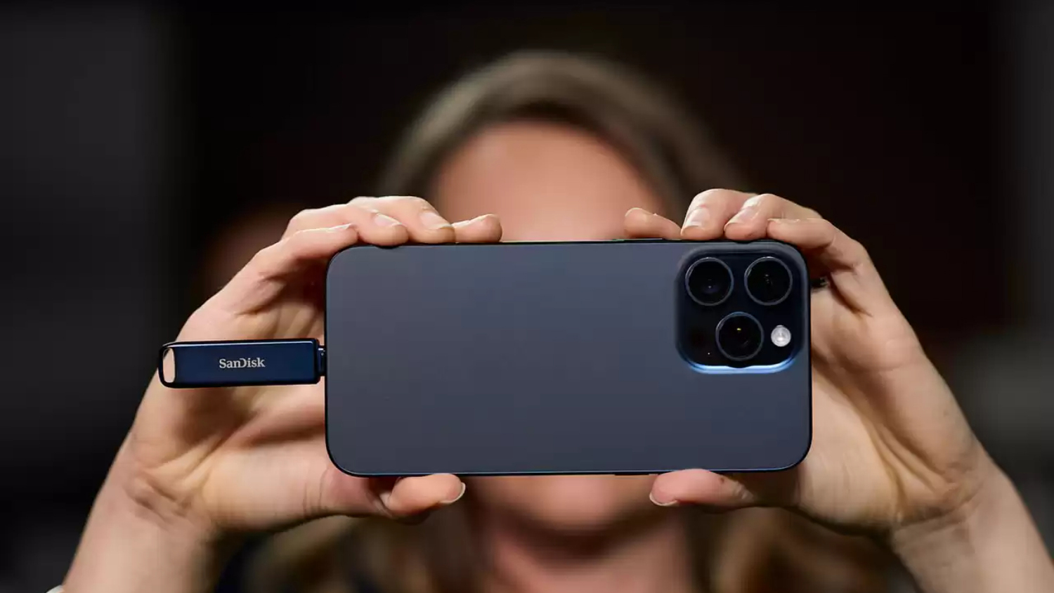 SanDisk USB-C/Lightning Phone Drive for iPhone - 64GB (Metallic Sky)