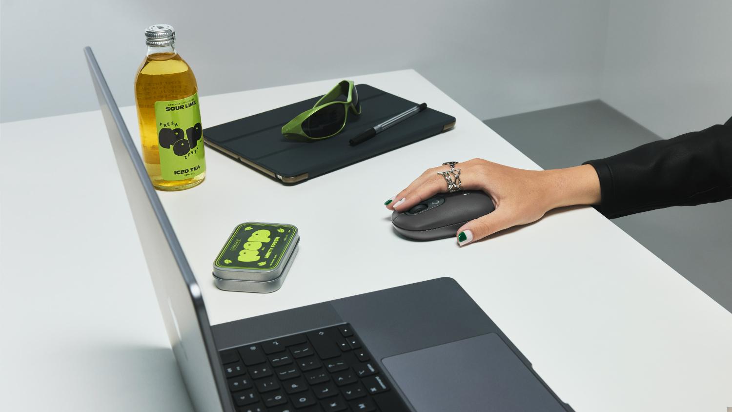 Logitech POP Wireless Mouse with Customizable Button - Graphite