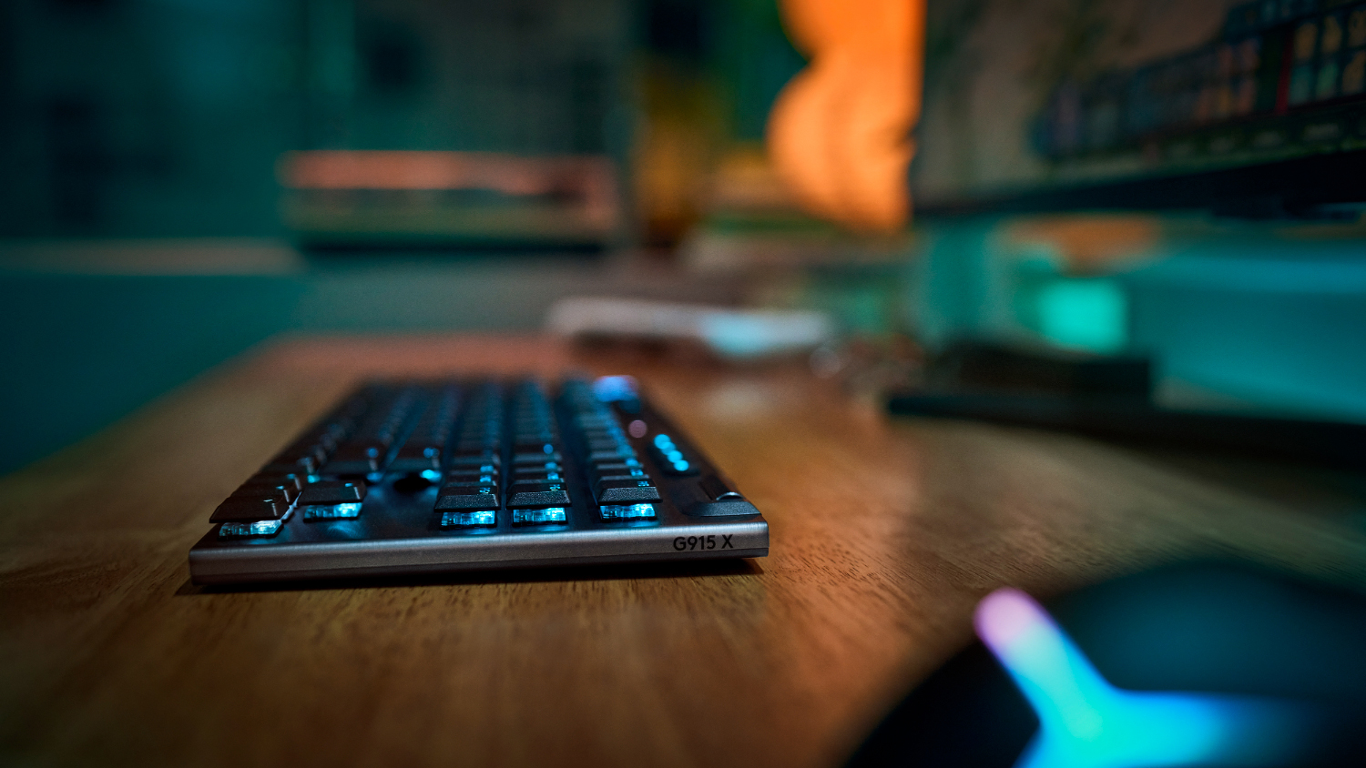 Logitech G915 X LIGHTSPEED TKL Wireless Gaming Keyboard - Black (Tactile)