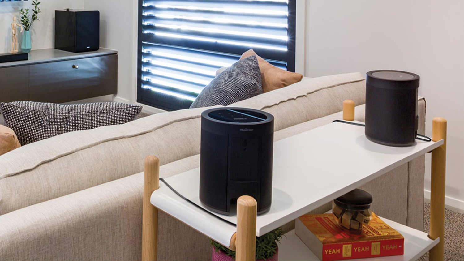 Yamaha Powered Wireless Smart Speaker - BT v4.2 Wi-Fi 5 & LAN - MusicCast 20 - Black (WX-021)