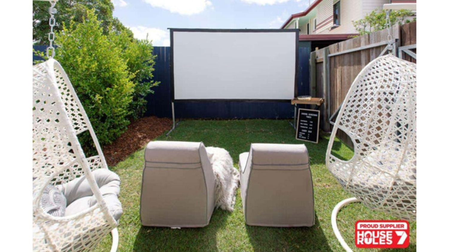 Elite Screens Yard Master Fast Folding Projector Screen 100" (16:9)