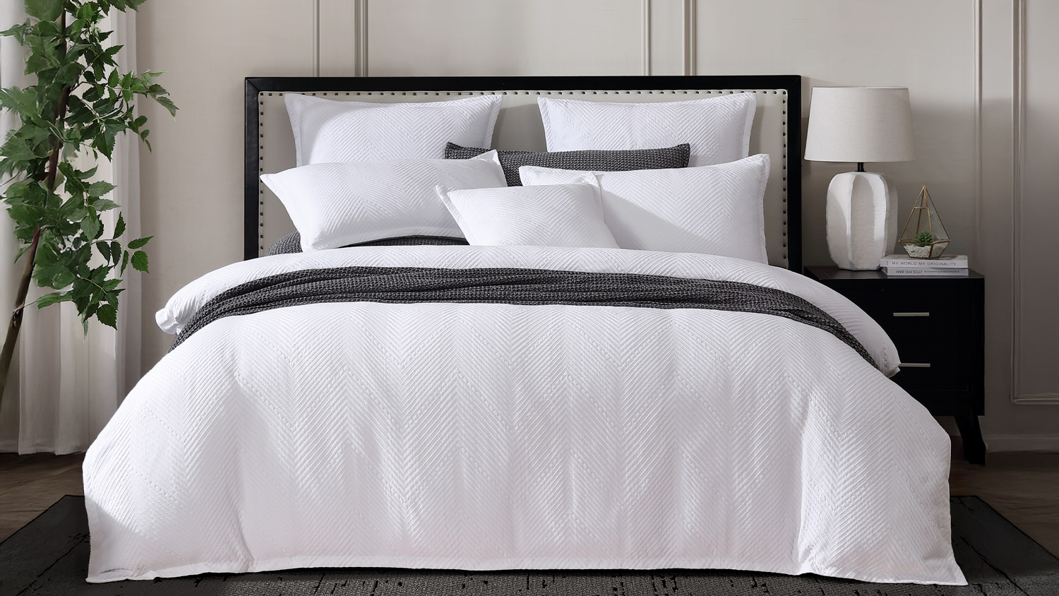 Viva White Duvet Cover Set by Private Collection