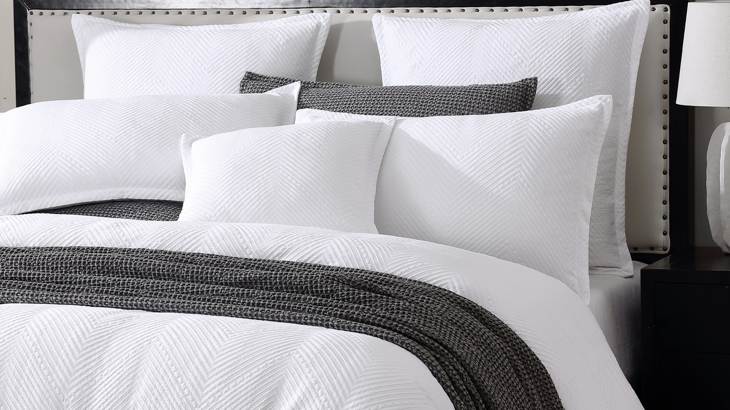 Viva White Duvet Cover Set by Private Collection