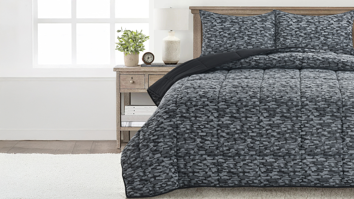 Leo Charcoal 3 Piece Comforter Set