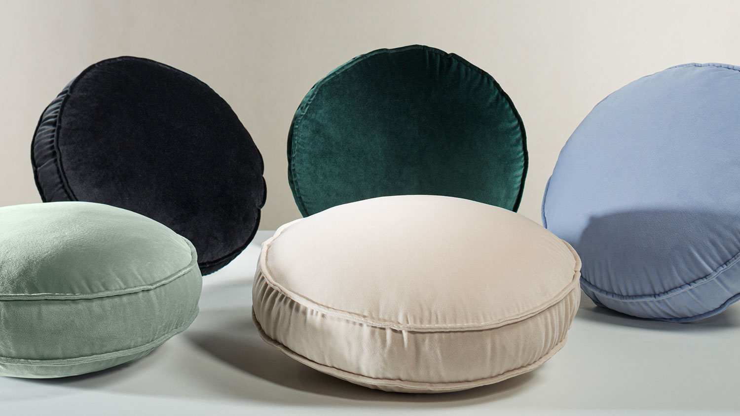 Toro Round Cushion by Savona - Navy