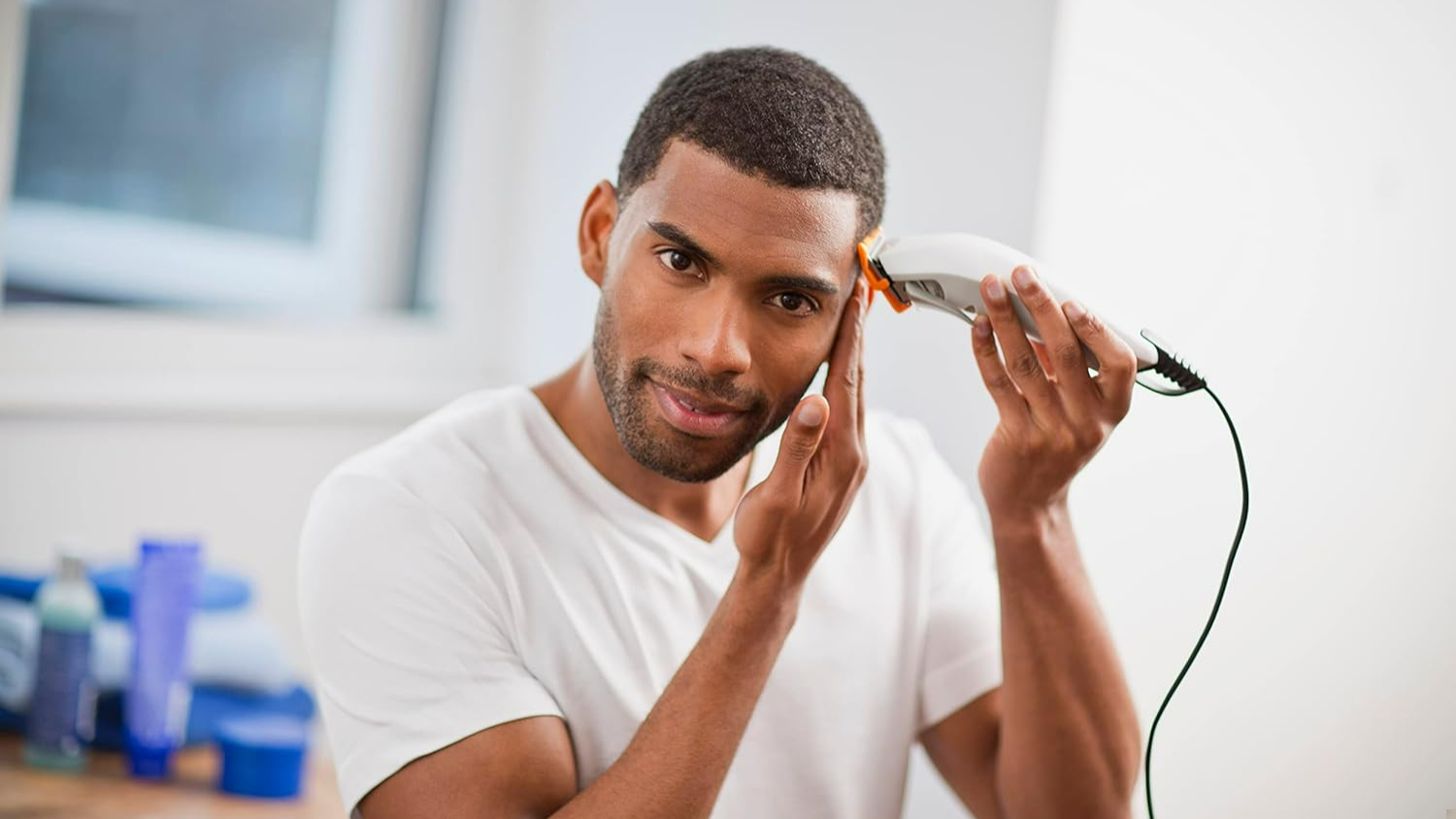 Remington Colourcut Corded Hair Clipper Kit - White (HC5035AU)