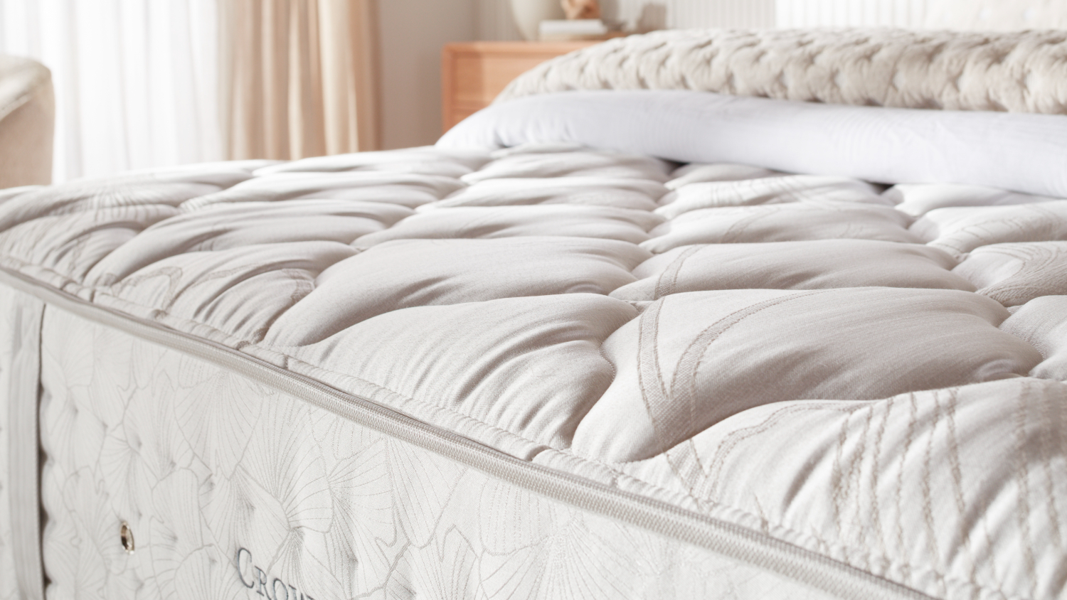 Crown Jewel Iridescent Firm Queen Mattress by Sealy Posturepedic