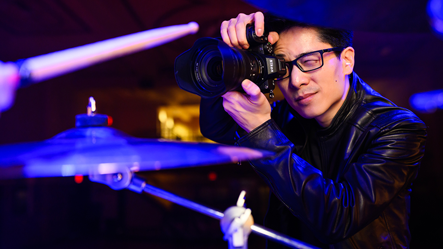 Nikon Z5II Mirrorless Camera (Black) with Nikkor Z 24-200mm f/4-6.3 VR Lens