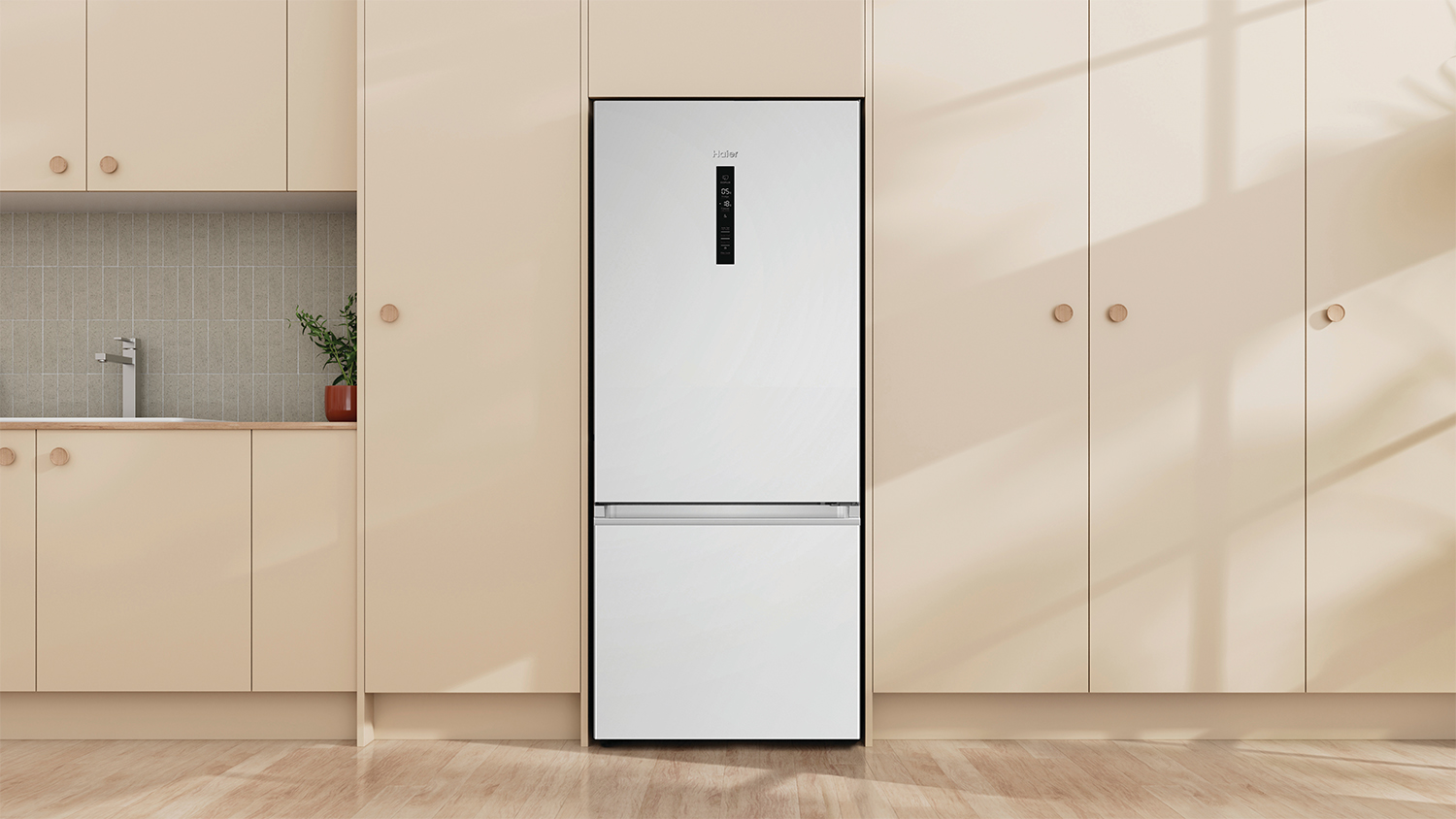 Haier 309L Bottom Mount Fridge Freezer - White (HRF318BW)