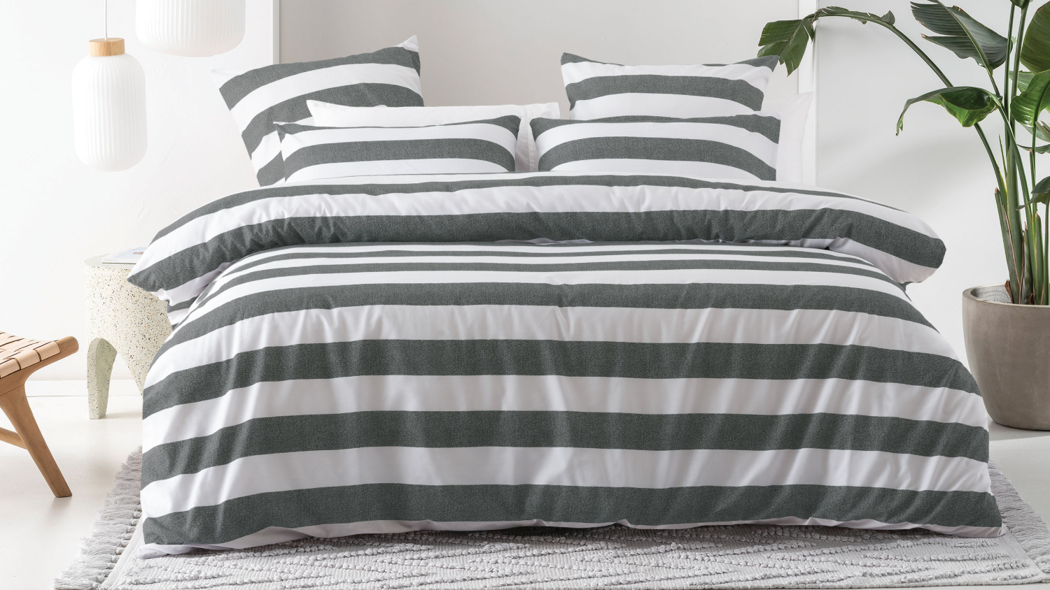 Sydney Carbon Duvet Cover Set by Nu Edition