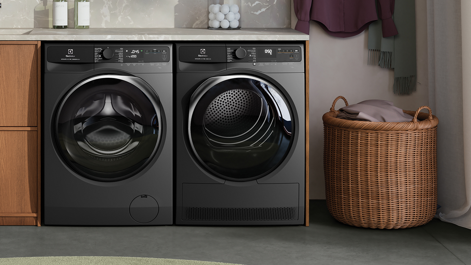 Electrolux 9kg Smart Heat Pump Condenser Dryer with 12 Programs - Dark Onyx (EDH903R7SC)