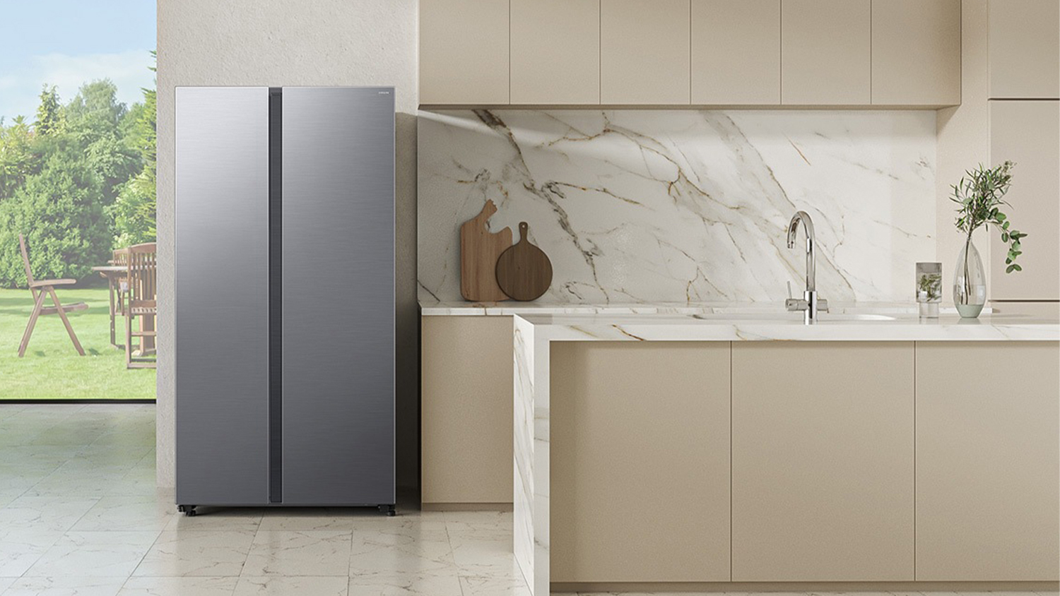 Samsung 655L Side-by-Side Fridge Freezer - Silver (RS70F65Q5TSA)