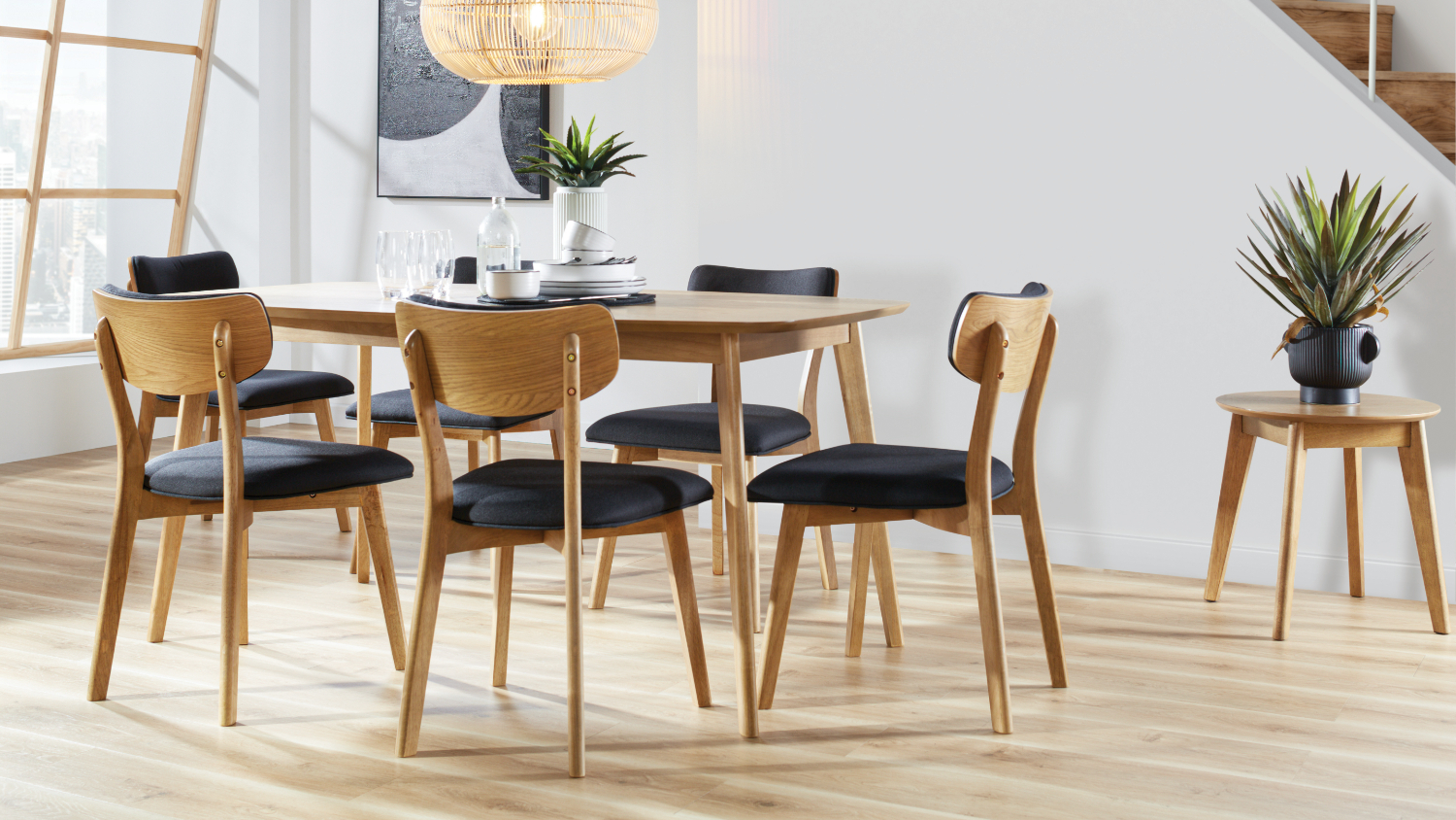 Lexi 7 Piece Dining Suite