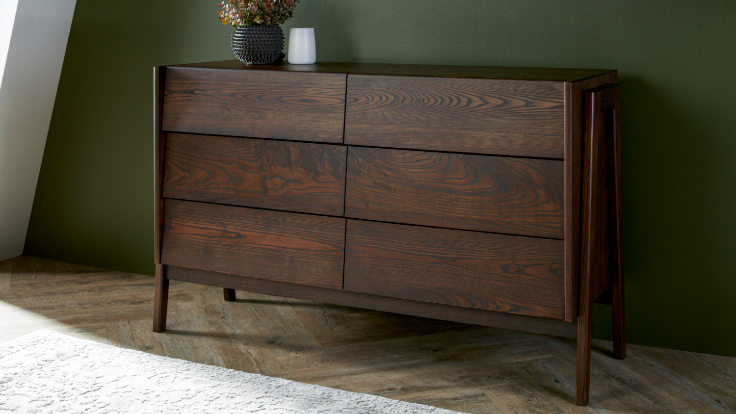 Alexa 6 Drawer Lowboy