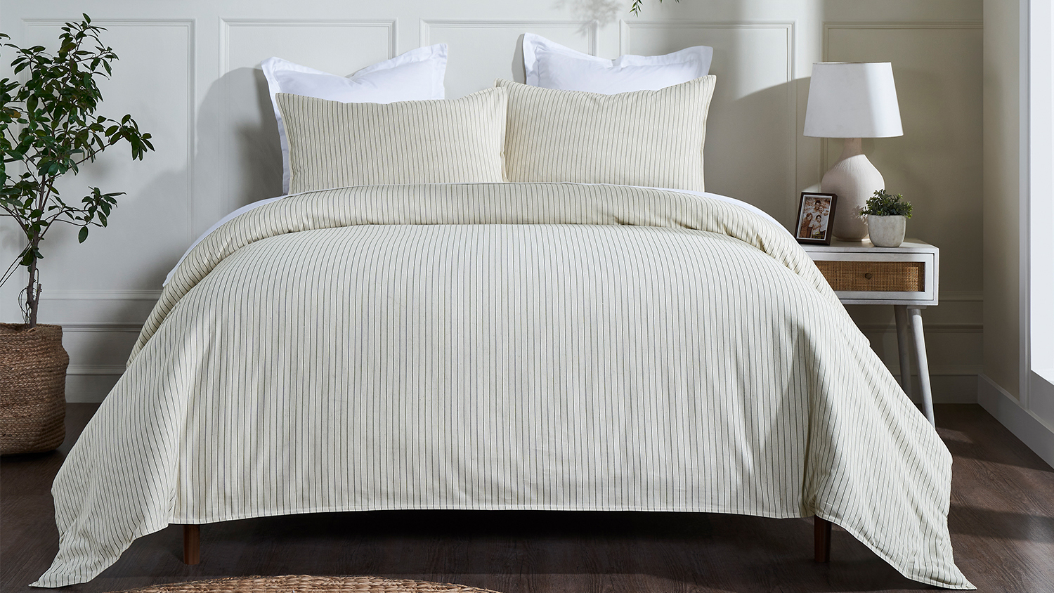 St Ives Grey Duvet Cover Set by L'Avenue - Super King NZ