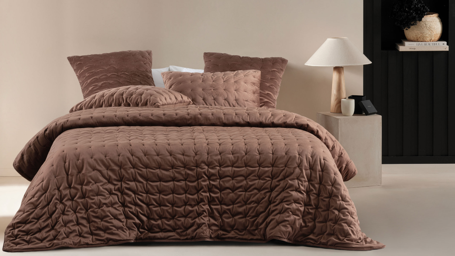 Zephyr Coffee Coverlet Set by L'Avenue