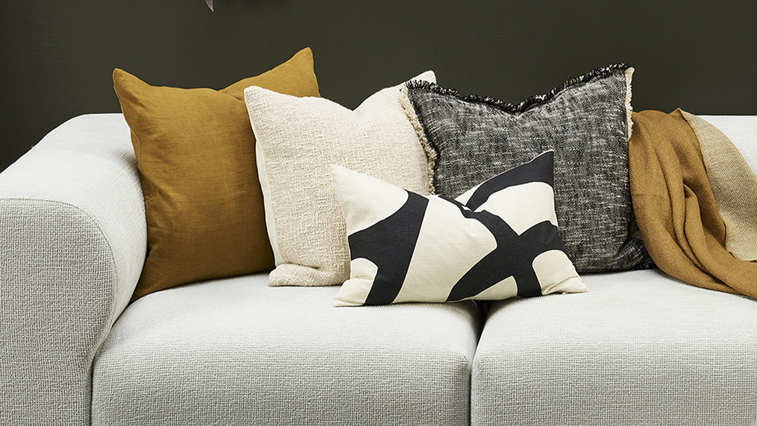 Amara Cushion - Ivory