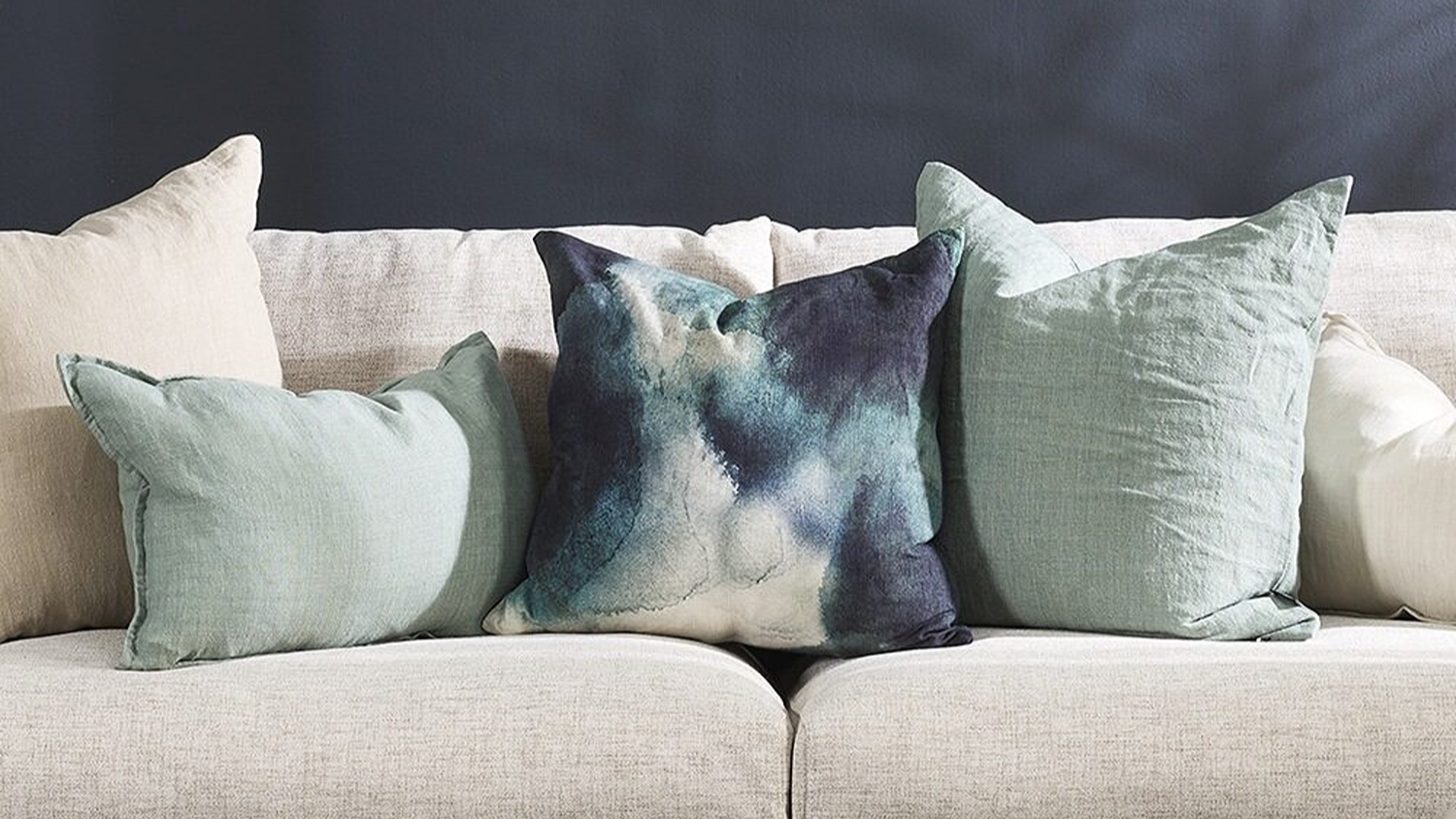 Amelia Cushion - Navy