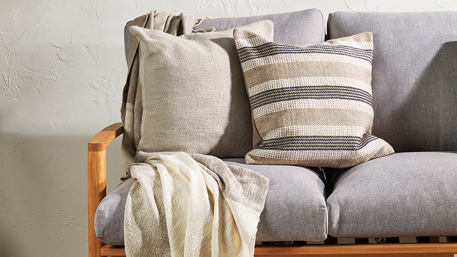 Lansdowne Outdoor Cushion - Beige